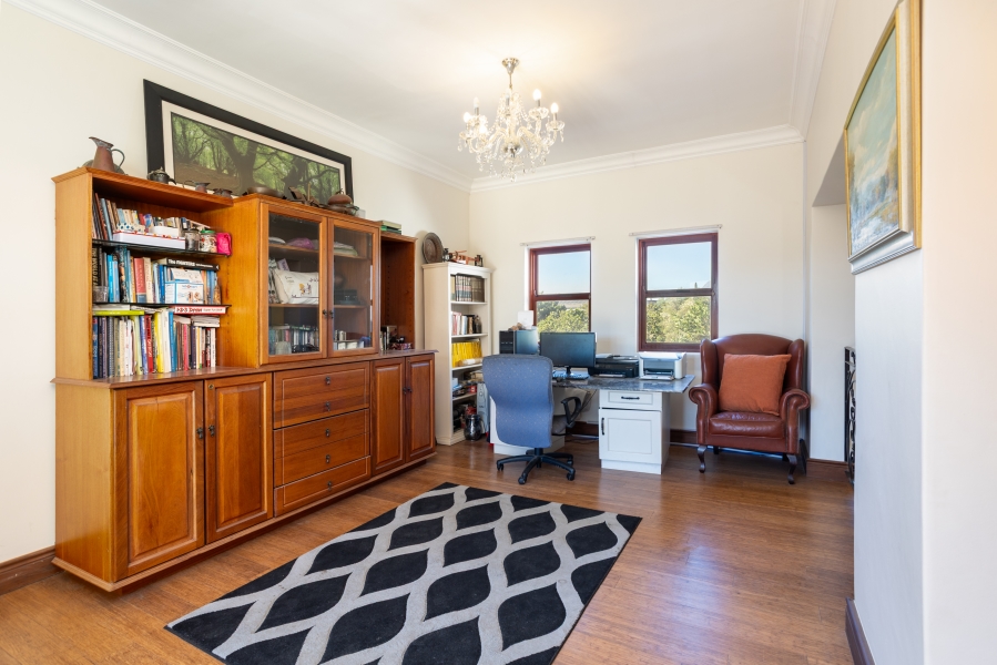 5 Bedroom Property for Sale in Val De Vie Estate Western Cape